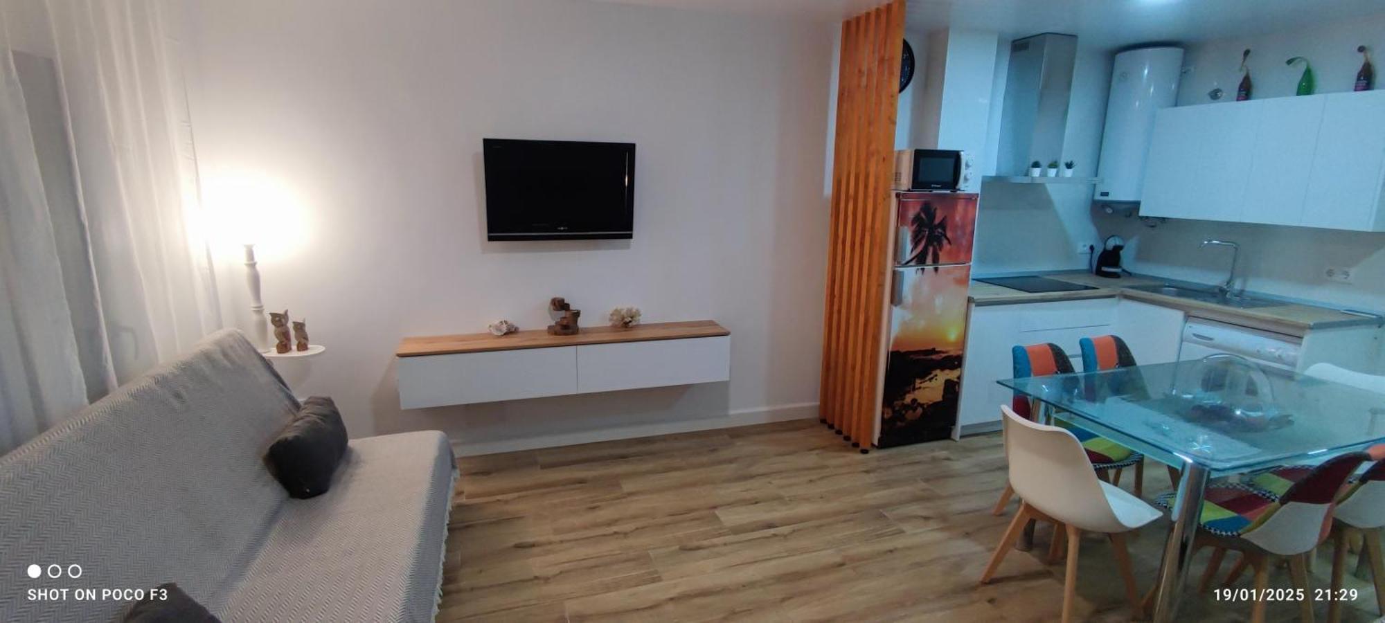 קוניל דה לה פרונטרה Calle Carril De La Fuente Apartamento מראה חיצוני תמונה